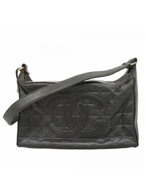 Chanel Shoulder Bag Chocolate Bar Lambskin Black Gold